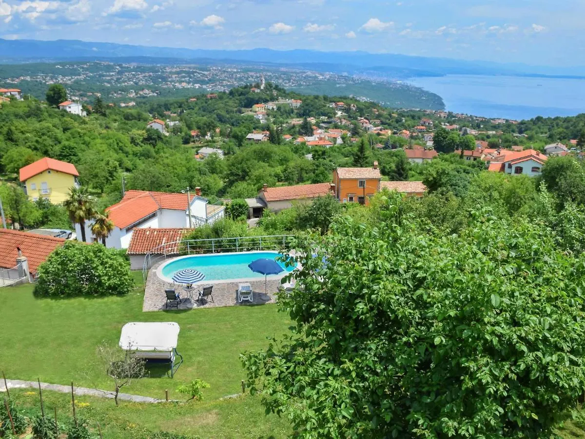 Holiday Home Lea Matulji  Rukavac (Primorje-Gorski Kotar)